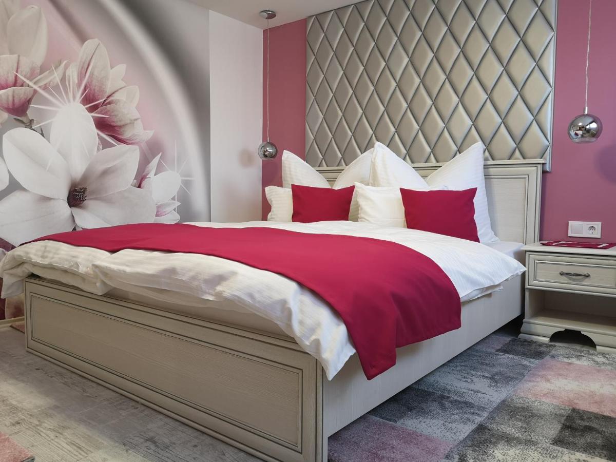 Anna Panzio Bed & Breakfast Herend ภายนอก รูปภาพ