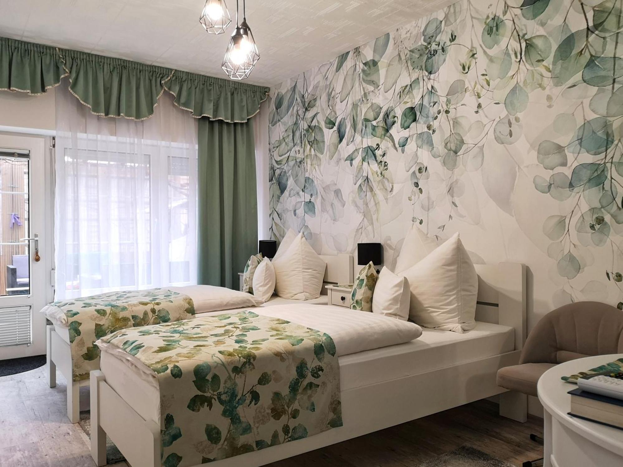 Anna Panzio Bed & Breakfast Herend ภายนอก รูปภาพ