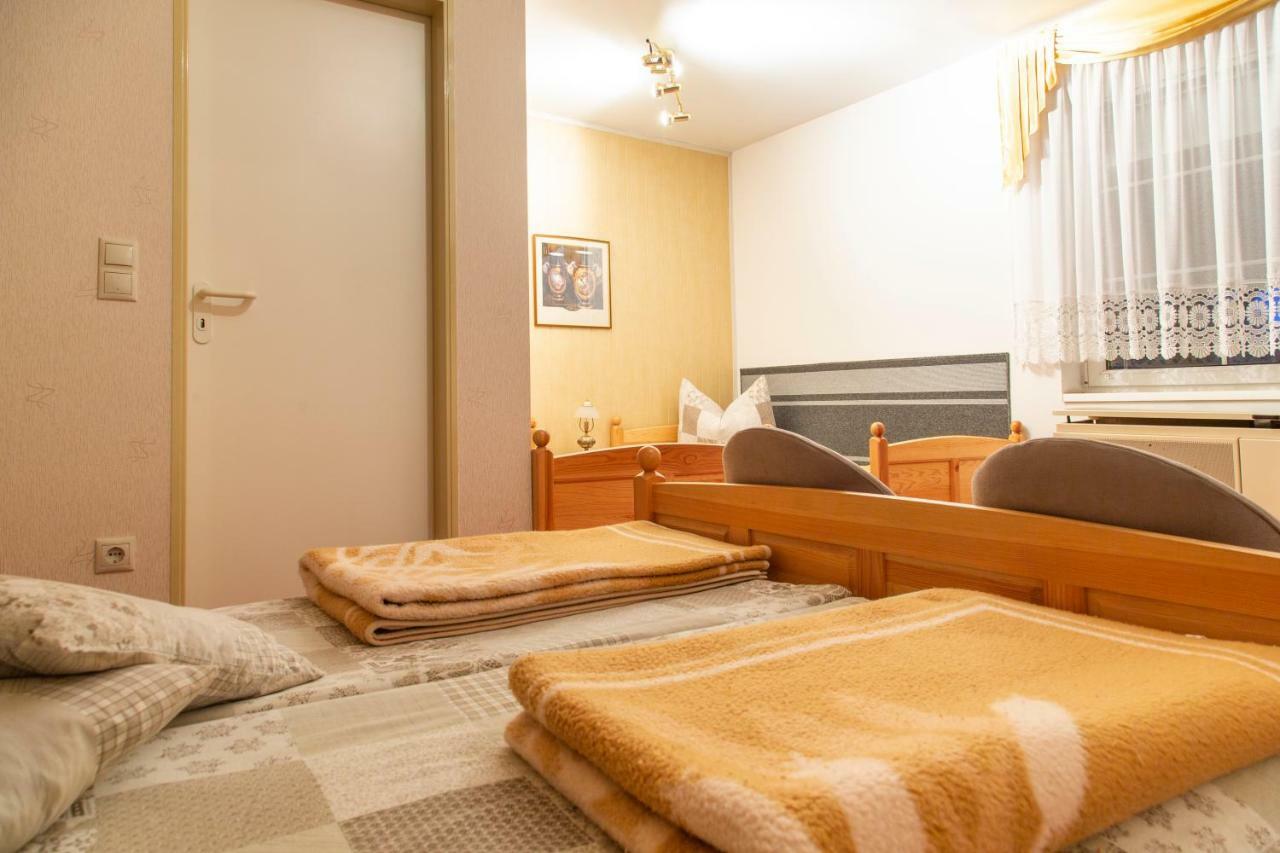 Anna Panzio Bed & Breakfast Herend ภายนอก รูปภาพ