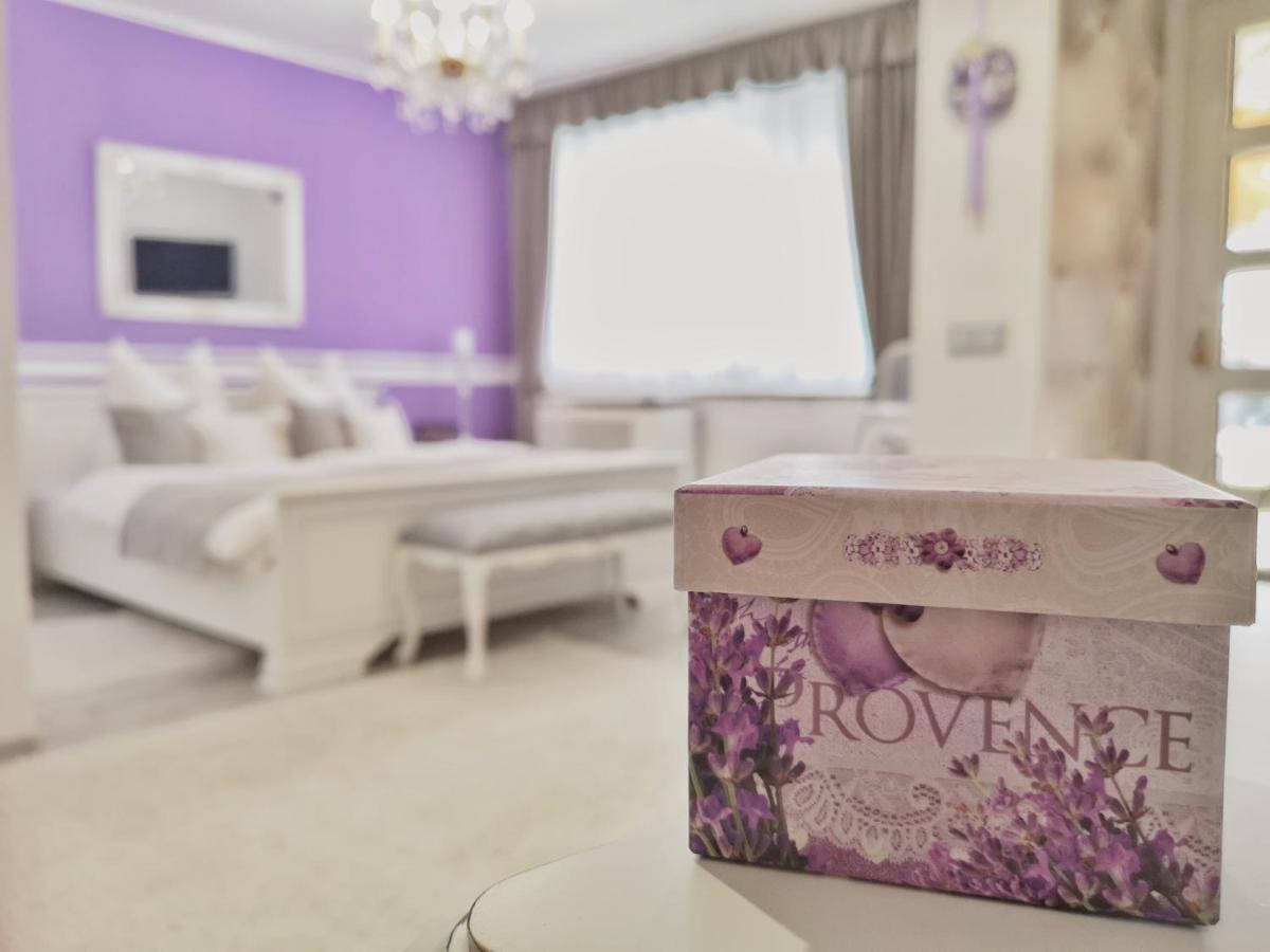 Anna Panzio Bed & Breakfast Herend ภายนอก รูปภาพ